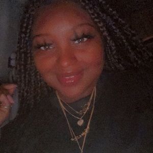 Meet your Posher, Talisha